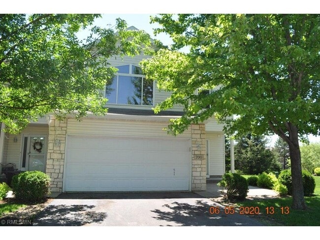Building Photo - 700 Bradbury Cir Rental