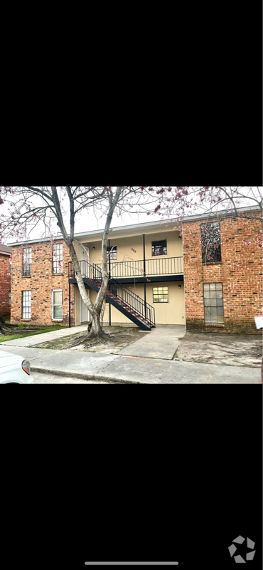 Building Photo - 406 Scotsdale St Rental