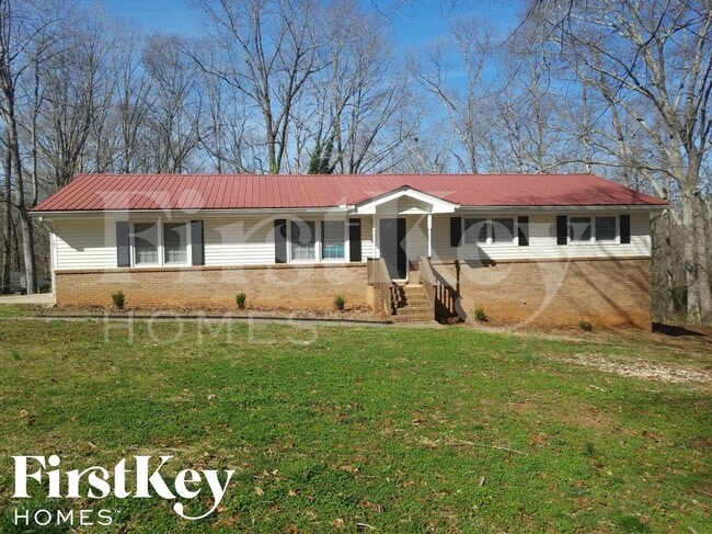 Building Photo - 147 Shady Ln Cir