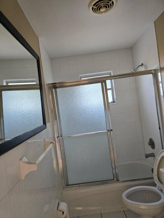 Photo - 5221 NE 15th Ave Unit TRENT