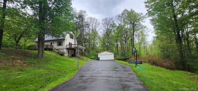 Photo - 45 Laurel Hollow Rd