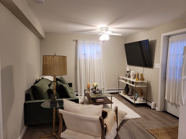 Photo - 40 Old Northport Rd Unidad LL