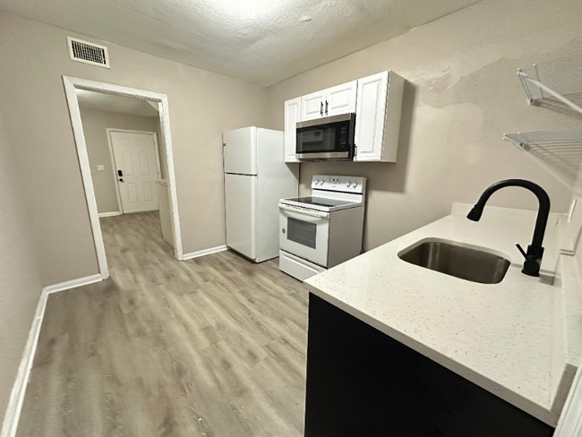 Building Photo - 4219 Springfield Blvd Rental