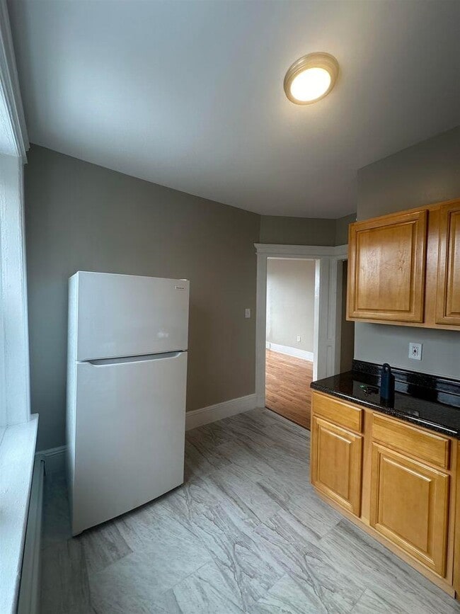 Photo - 12 Bond St Unit 5
