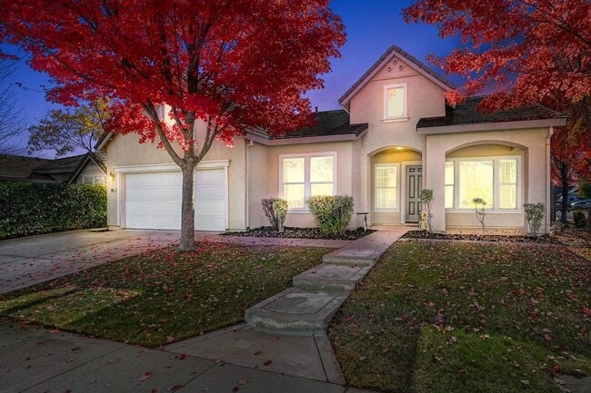 Photo - Gorgeous Roseville 4 Bedroom