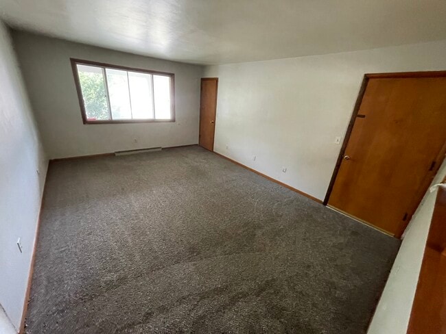 Building Photo - 1310 21st Ave S Rental