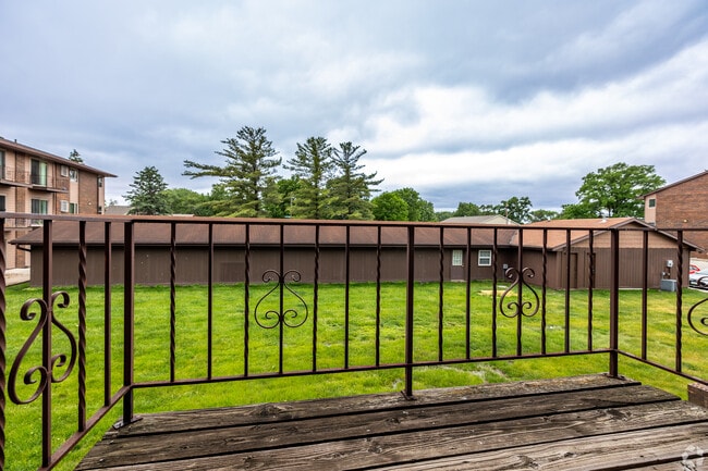 Photo - Hickory Ridge Apartments