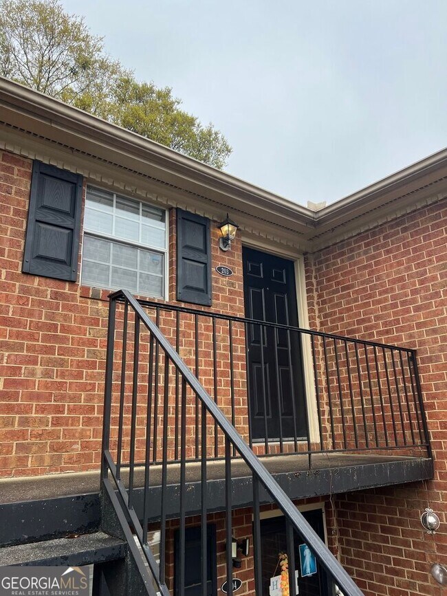 1688 Prince Ave Apartment Unit 203 Athens, GA