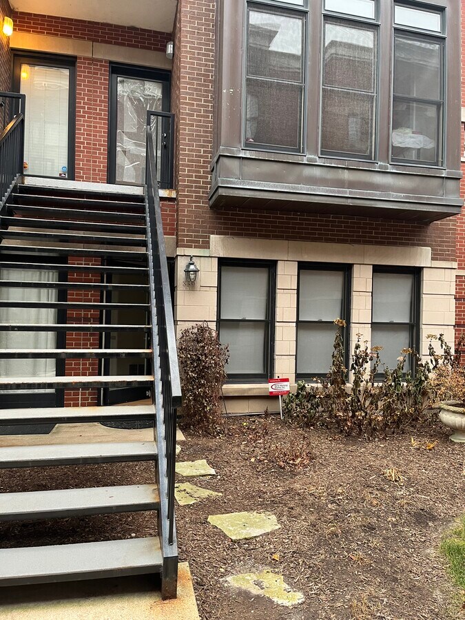 Photo - 839 W Village Ct Unit A