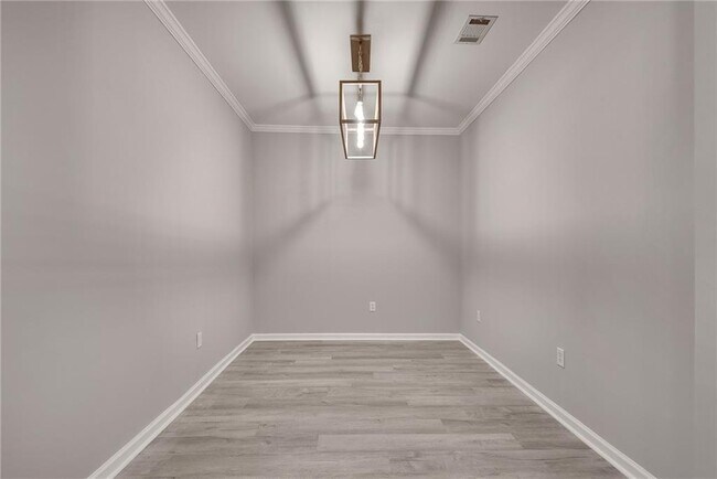 821 Ralph McGill Blvd NE Unit 3215