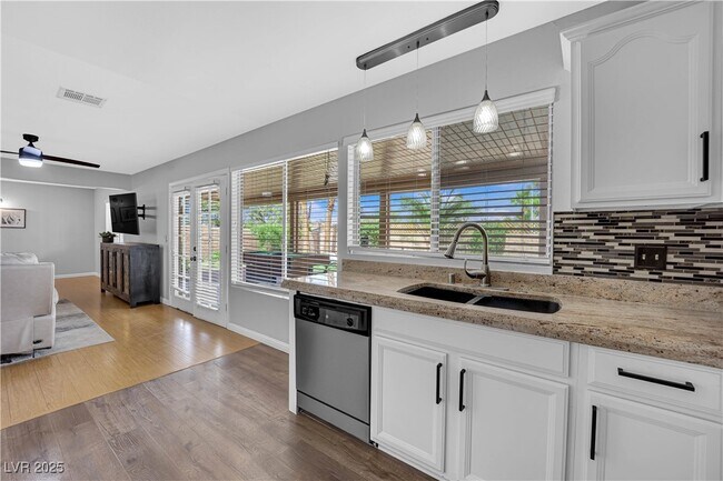 Photo - 4186 Sandcastle Dr