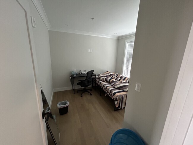 Photo - 47 Allston St Unidad 3