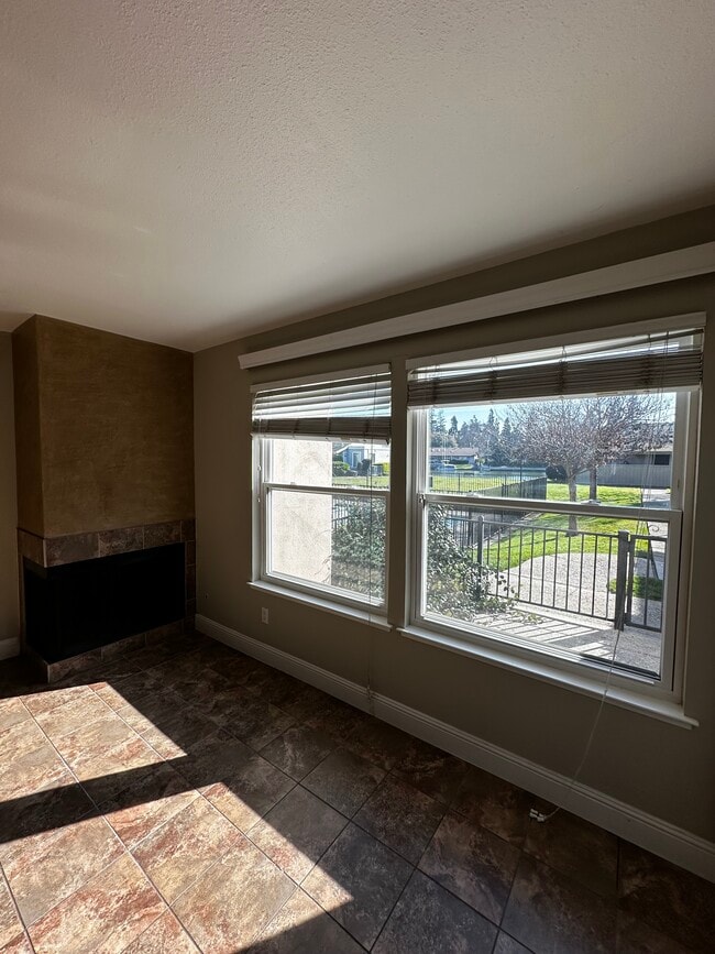 Photo - 3722 W Benjamin Holt Dr Unit 13