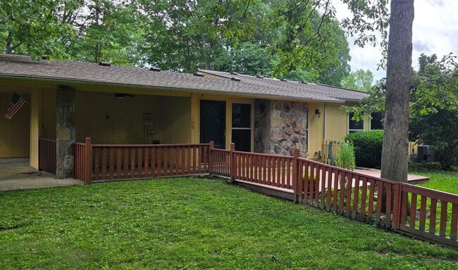 2 bedroom / 2 bath *unfurnished* rental in... - 2 bedroom / 2 bath *unfurnished* rental in...