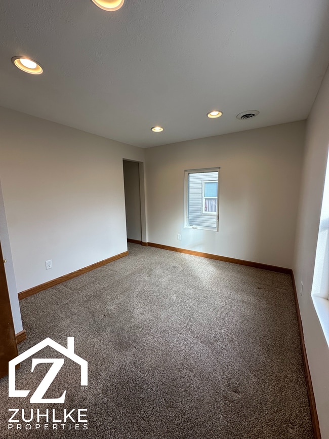 Photo - 903 N 2nd St