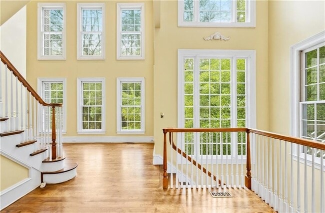 Photo - 430 W Wesley Rd NW