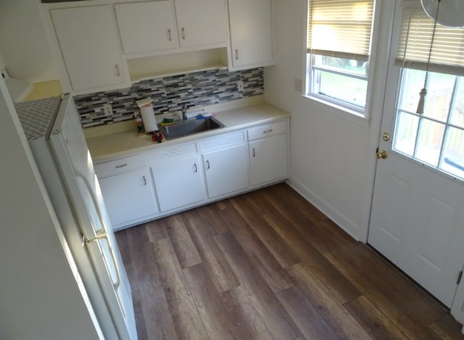 Comer en la cocina - 3 Neillian St Unidad #2