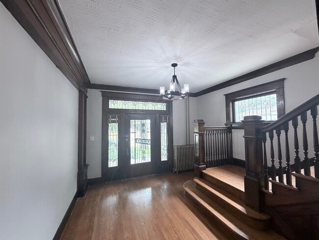 Photo - 1258 Agnes Pl