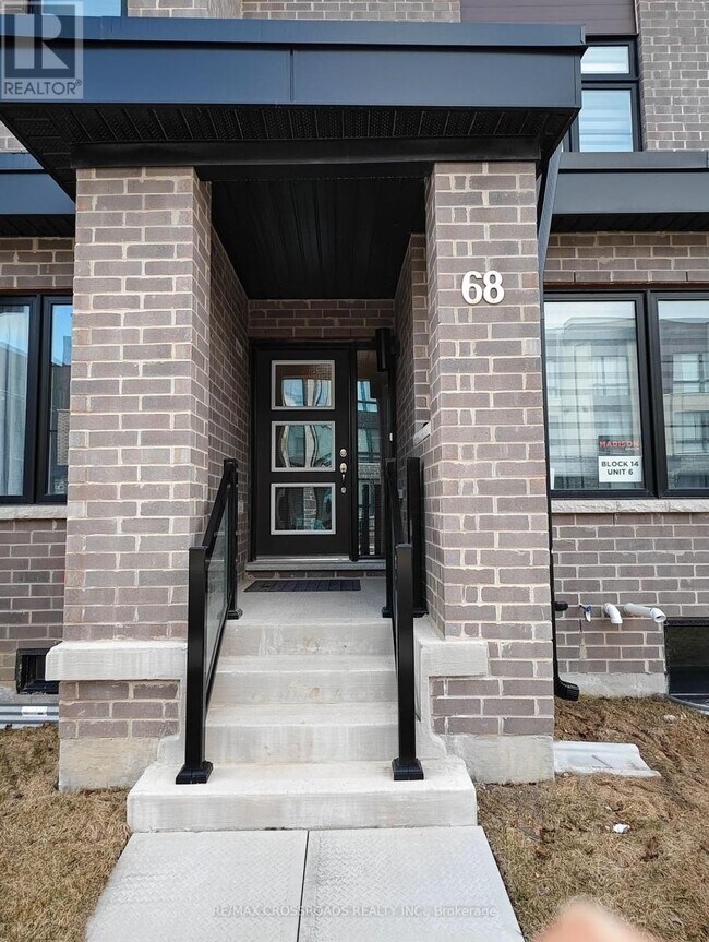 Photo - 68 Stauffer Cres