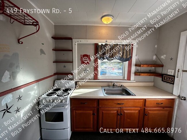 Building Photo - 449 Frystown Rd Unit 5