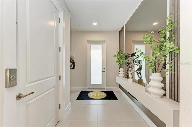 Photo - 10016 Rembrandt Wy Unit 201