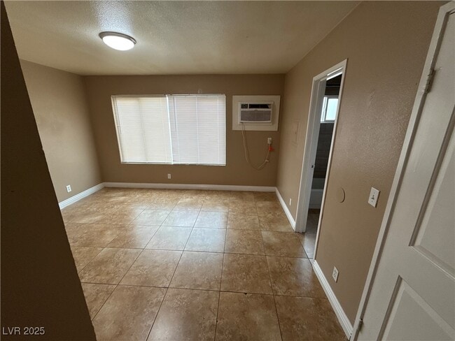 Photo - 305 N 10th St Unit 18