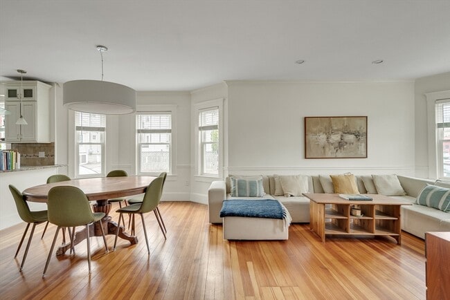 Photo - 266 Belmont St Unit 1