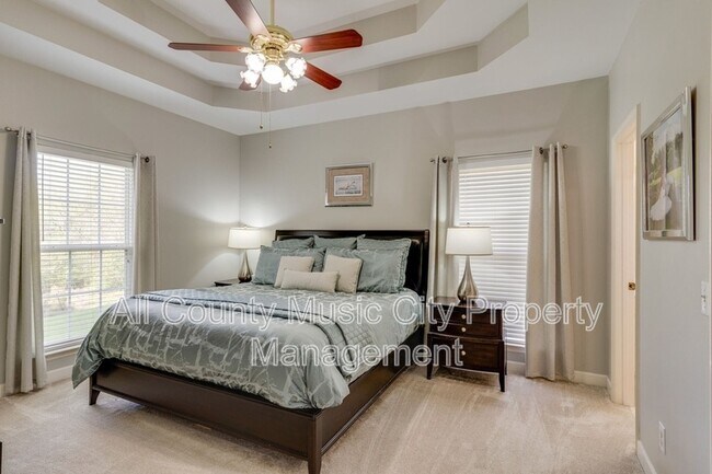 Photo - 5108 Vineyard Point