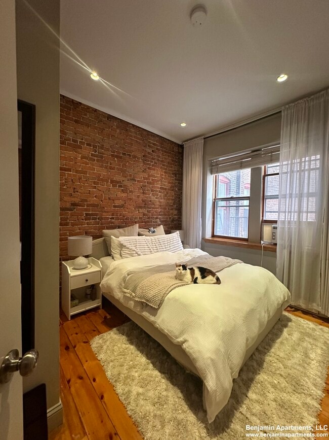 Photo - 17 Garrison St Unit 4