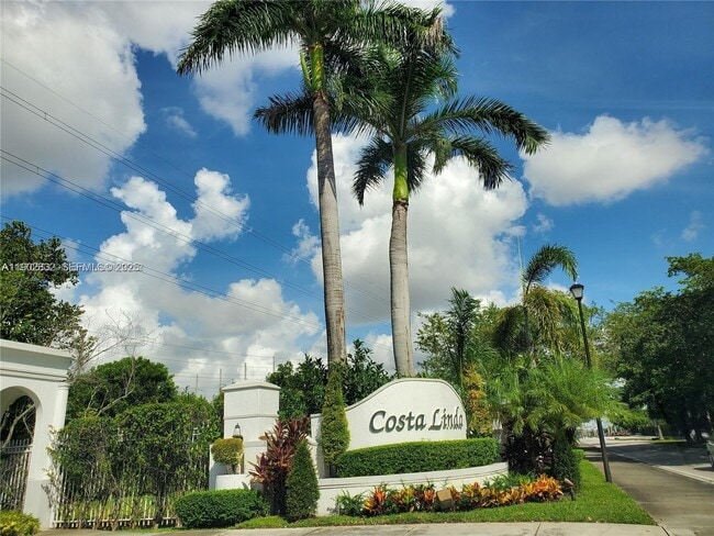 Photo - 5560 NW 107th Ave