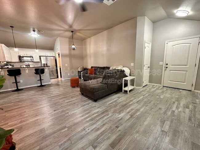 Photo - 4122 Bonaparte Blvd