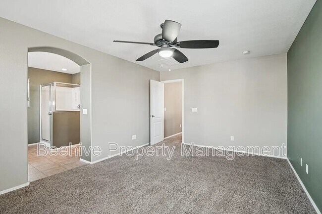 Photo - 2947 N Evergreen St