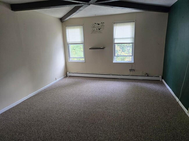 Photo - 3301 E Northern Pkwy