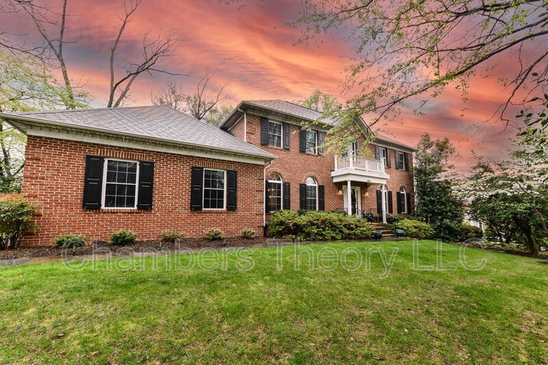 Photo - 6866 Melrose Dr