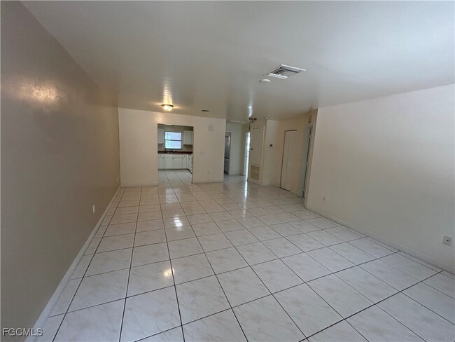 Photo - 245 Meadow Rd