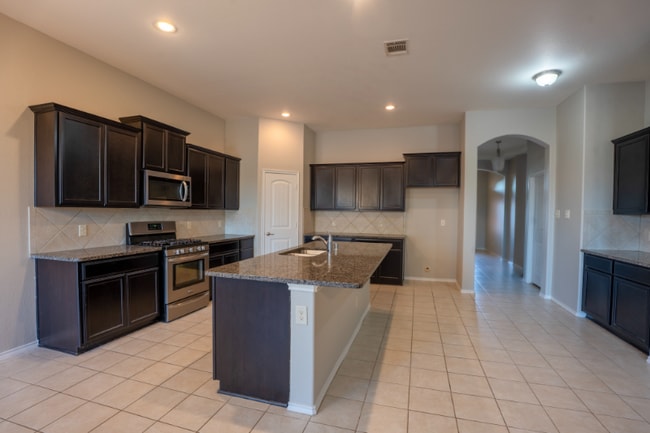 Photo - 1605 Lake Pine Dr