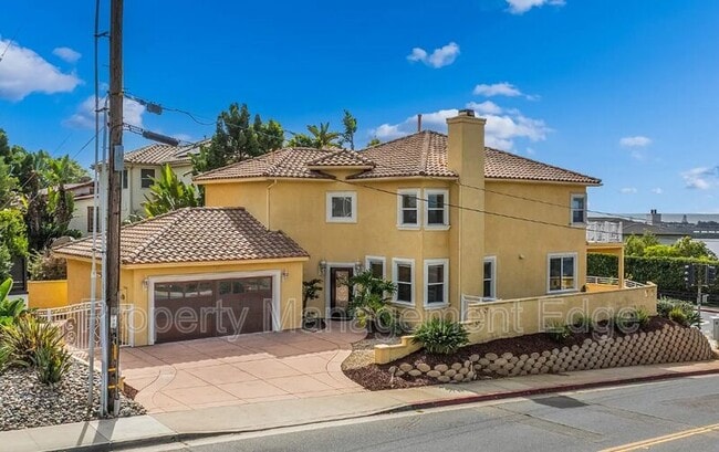 Photo - 1107 Las Flores Dr