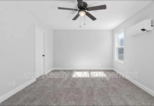 Photo - 64 W High St