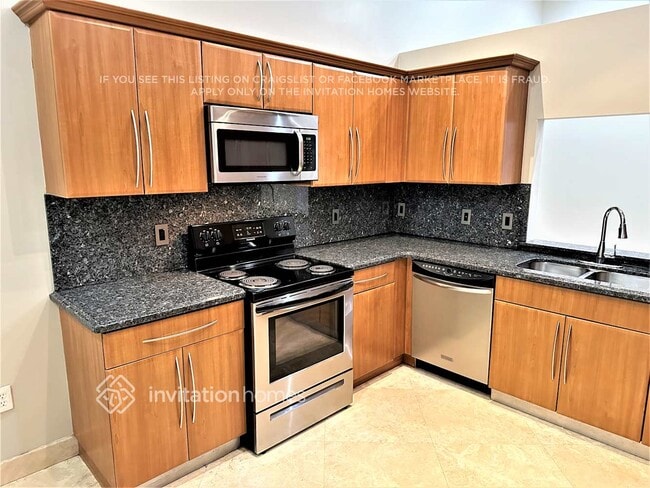 Photo - 8165 Madison Lakes Cir S