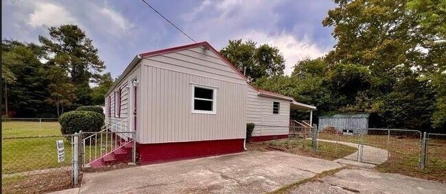 Photo - 1941 Harrison Rd