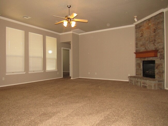 Photo - 10708 NW 32nd St