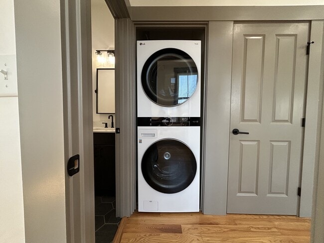 1725 Elm St Unit 4