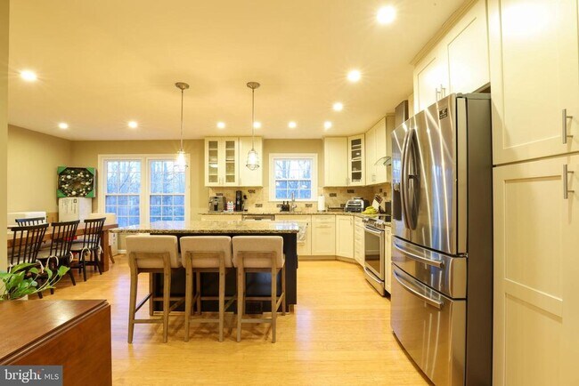 Photo - 7966 Hidden Bridge Dr