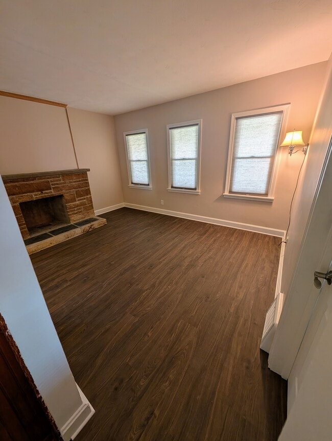 Sala de estar - 412 University Ave Unidad Apartment 1