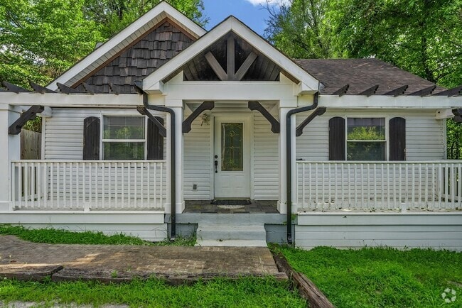 Building Photo - 1055 Antioch Pike Rental