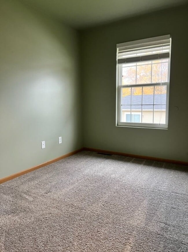 Photo - Charming 3-Bedroom, 1.5-Bathroom Townhouse for Rent in Valparaiso, Indiana