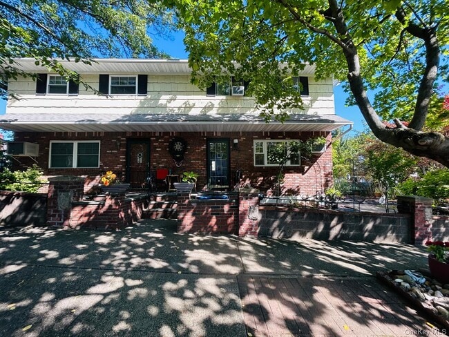 Photo - 41 Cambridge Ave Townhome
