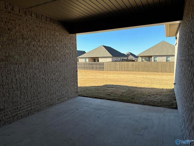 Photo - 172 Shangrila Wy