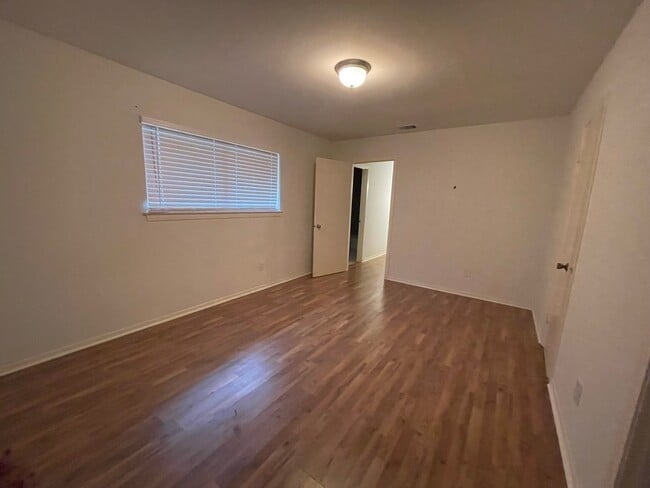 Photo - 7219 Tanager St