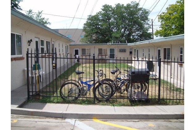 Photo - 1382-1391 Boston St.